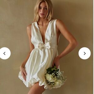 American Threads Kaya Bow Bubble Babydoll Mini Dress